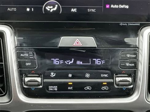 Used 2023 Kia Sorento EX image 15