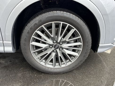 Used 2022 Audi Q3 2.0T Premium w/ Convenience Package image 12