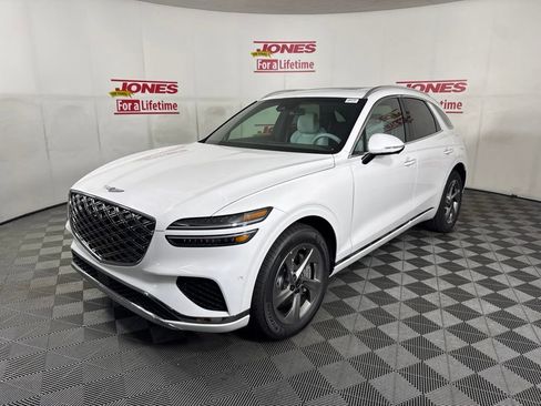 New 2026 Genesis GV70 2.5T Advanced w/ G1 Accessory Package AWD/4WD image 13