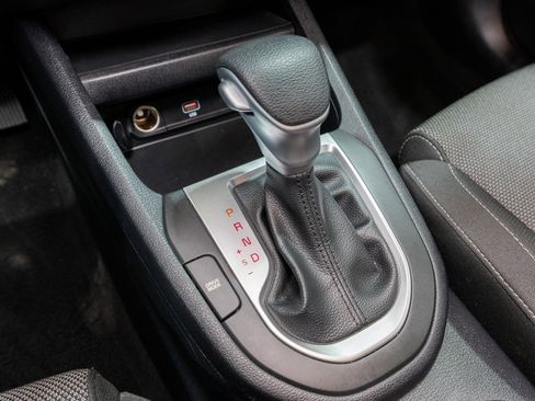 Used 2024 Kia Forte LXS image 21