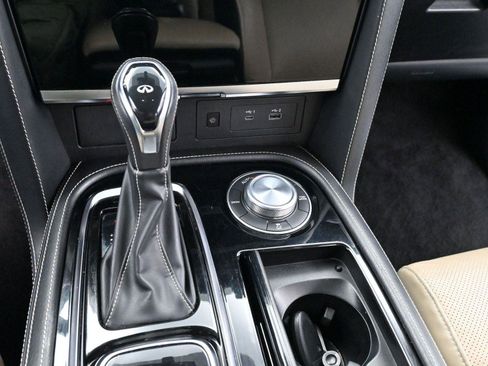 Used 2022 INFINITI QX80 Premium Select w/ Cargo Package image 25