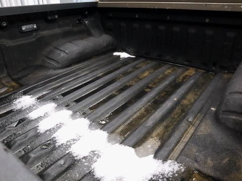 Used 2022 Nissan Frontier PRO-4X w/ Pro-4X Premium Package image 15