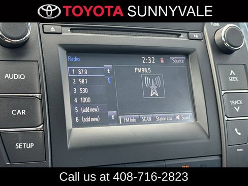 Used 2015 Toyota Camry SE FWD image 21