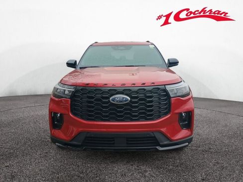 New 2026 Ford Explorer ST-Line w/ ST-Line Street Pack image 2