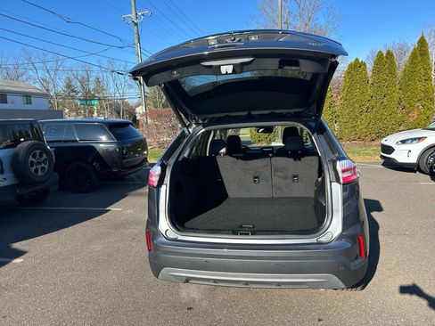 Certified 2022 Ford Edge SEL w/ Convenience Package image 9