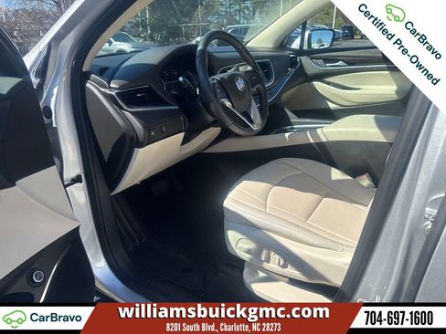 Used 2022 Buick Enclave Essence w/ Sport Touring Edition image 10