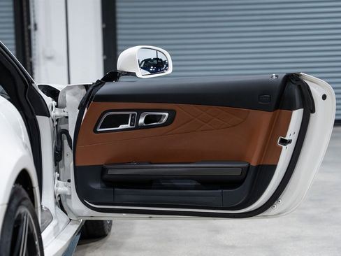 Used 2018 Mercedes-Benz AMG GT C image 34