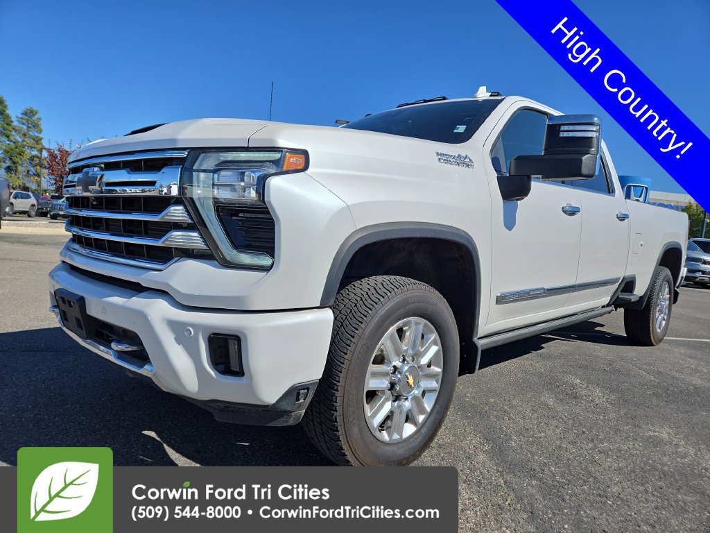 Used 2024 Chevrolet Silverado 3500 High Country w/ High Country Premium Package AWD/4WD image 5