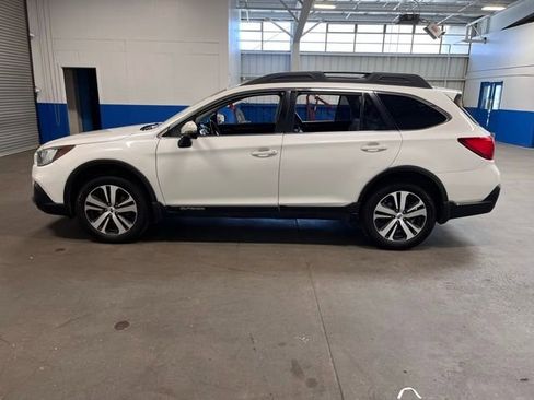 Used 2018 Subaru Outback 2.5i Limited w/ Protection Package #1 image 6
