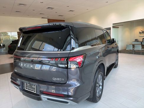 Certified 2026 INFINITI QX80 Pure w/ Cargo Package image 7