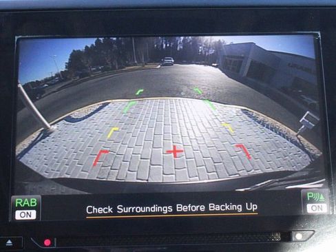 Used 2020 Subaru Forester Limited image 47