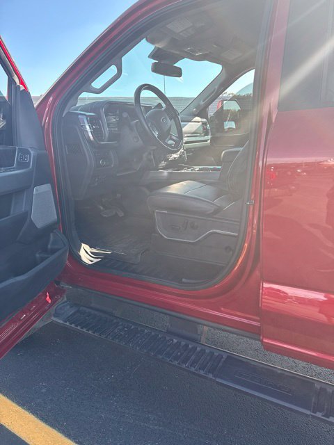 Used 2023 Ford F350 Lariat w/ Lariat Ultimate Package AWD/4WD image 9