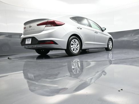 Used 2019 Hyundai Elantra SE w/ Cargo Package FWD image 29