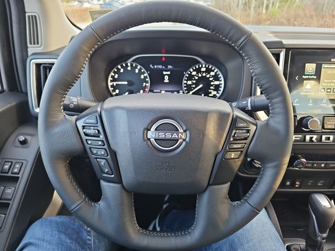 Used 2026 Nissan Frontier SV w/ All-Weather Content Package AWD/4WD image 21