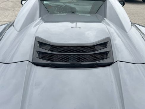 Used 2024 Chevrolet Corvette Stingray image 31