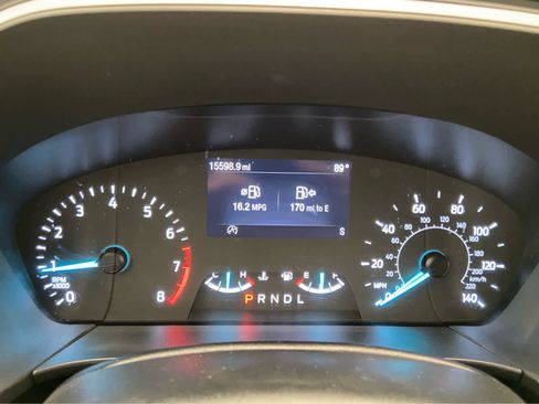 Used 2022 Ford Escape SE w/ SE Sport Appearance Package image 24