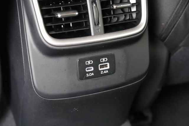 Used 2025 Subaru Outback Premium AWD/4WD image 18