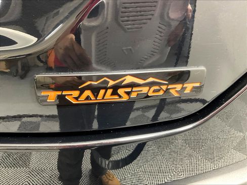 Used 2024 Honda Pilot TrailSport image 23