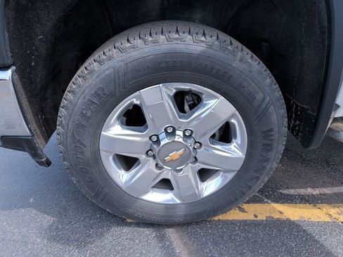 Used 2022 Chevrolet Silverado 2500 LTZ AWD/4WD image 31