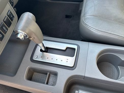 Used 2019 Nissan Frontier SL image 22