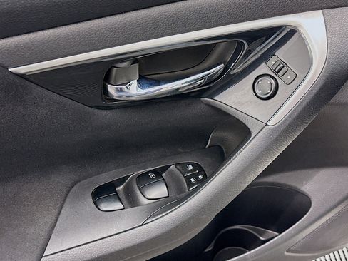 Used 2014 Nissan Altima 2.5 S image 15