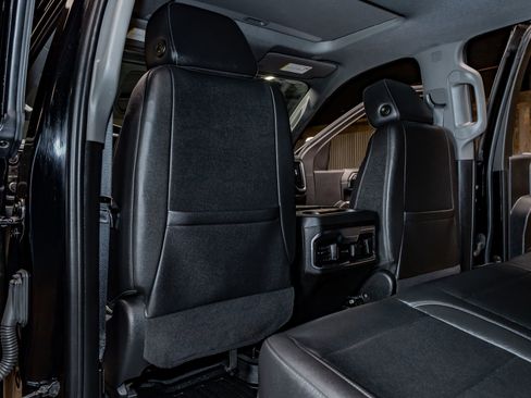 Used 2022 Chevrolet Silverado 2500 LTZ w/ LTZ Plus Package image 26