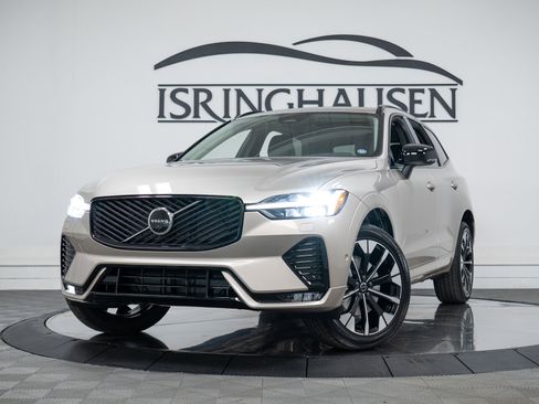 New 2026 Volvo XC60 B5 Plus w/ Climate Package image 26