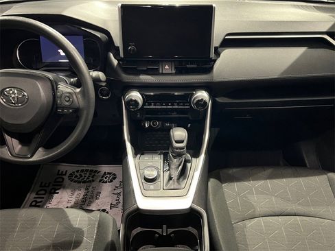 Used 2023 Toyota RAV4 AWD Hybrid image 35