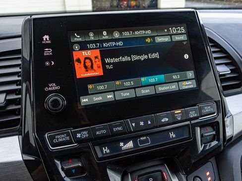 Certified 2023 Honda Odyssey Sport image 29