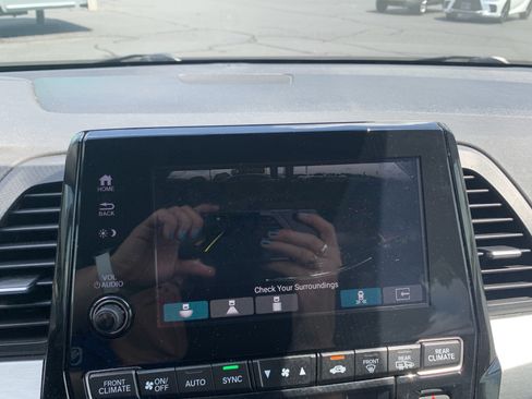 Used 2019 Honda Odyssey Touring image 24