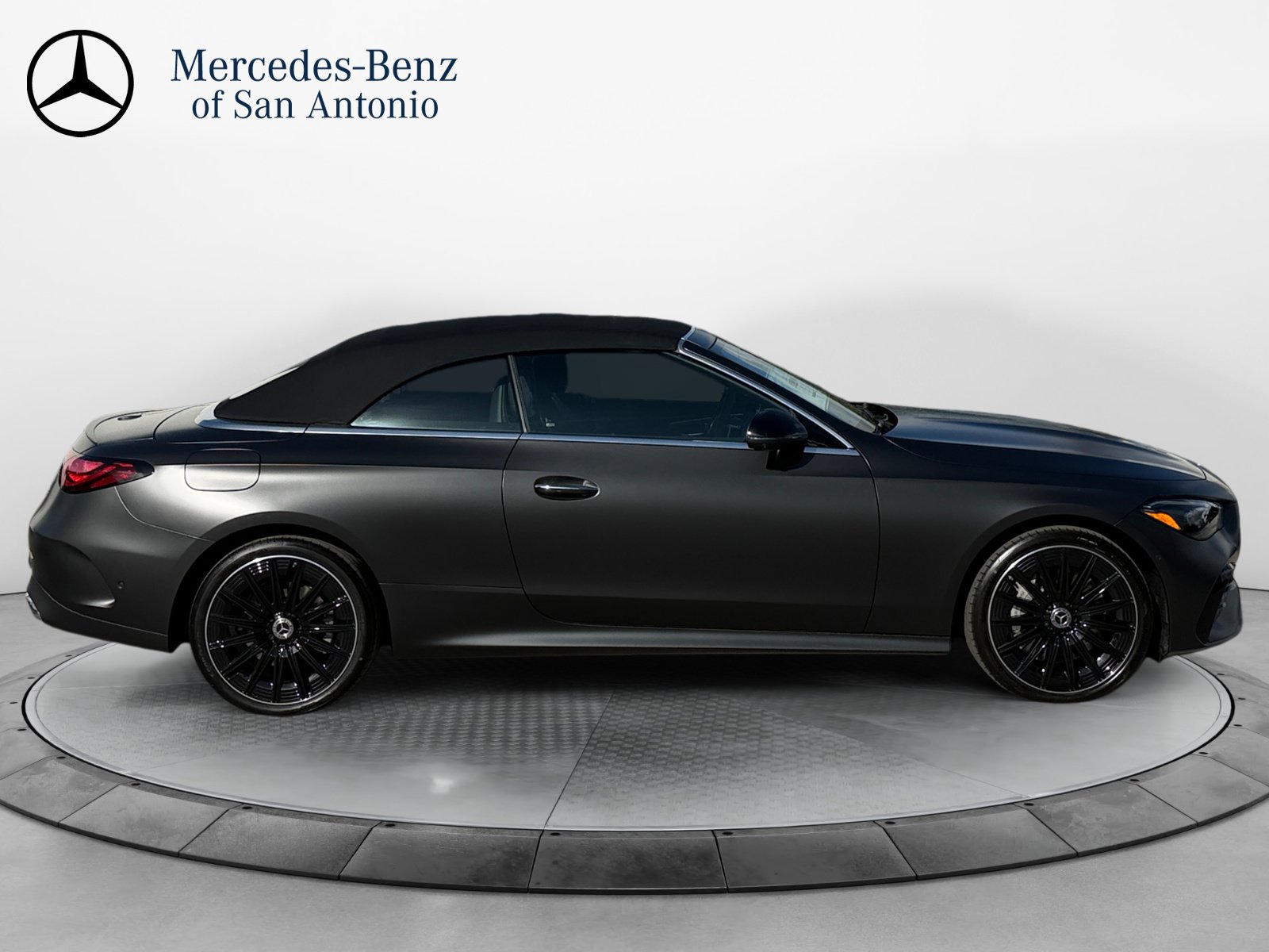 New 2026 Mercedes-Benz CLE 450 4MATIC Cabriolet image 8