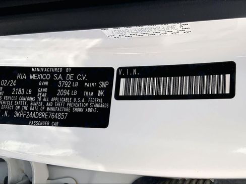 Used 2024 Kia Forte LXS FWD image 37