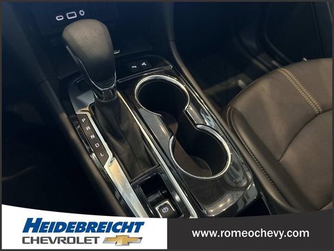 Used 2024 Chevrolet Equinox Premier image 24