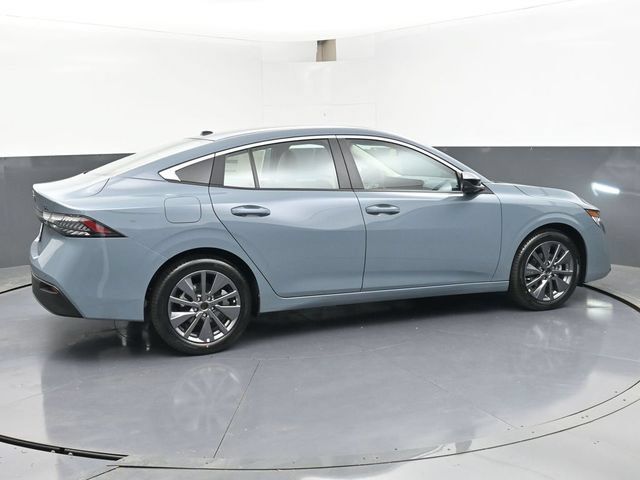 New 2026 Nissan Sentra SL w/ Floor Mat Package FWD image 3