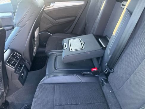 Used 2019 Audi SQ5 Premium w/ Convenience Package AWD/4WD image 16