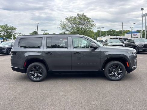 New 2026 Jeep Grand Wagoneer Limited AWD/4WD image 31