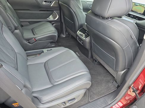 Certified 2025 INFINITI QX80 Sensory AWD/4WD image 11