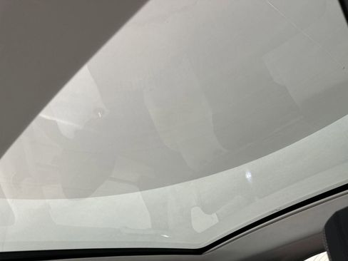 Used 2024 Land Rover Discovery Sport S image 10