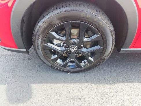 Certified 2023 Honda HR-V Sport image 12