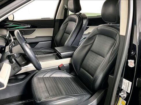 Used 2024 Lincoln Nautilus Reserve image 24