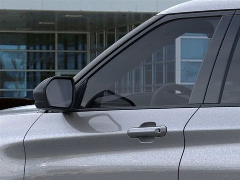 New 2026 Ford Explorer Active RWD image 20
