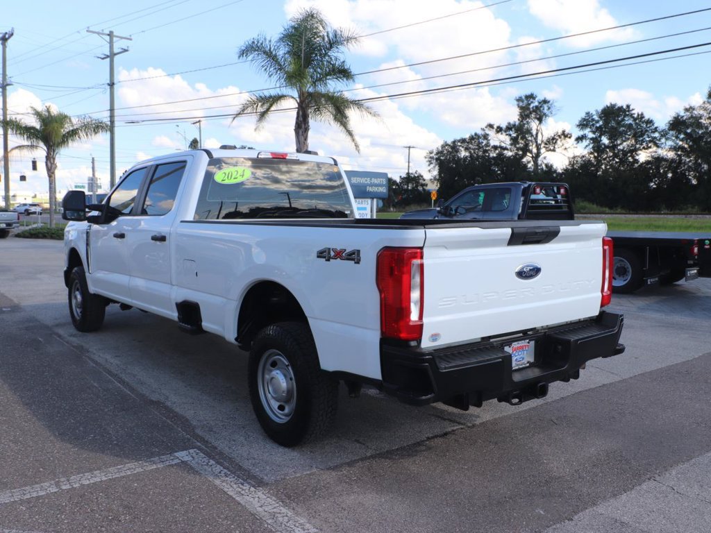 Used 2024 Ford F350 XL AWD/4WD image 10