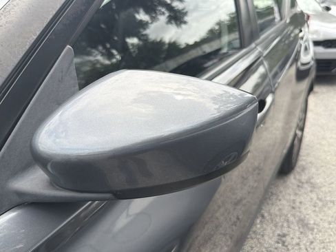Used 2021 Nissan Kicks SV FWD image 6