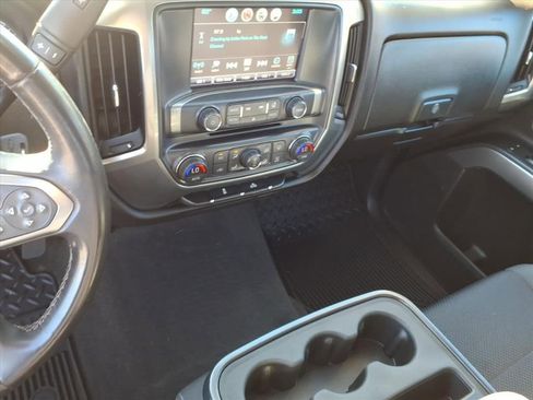 Used 2018 Chevrolet Silverado 1500 LT w/ All Star Edition image 35