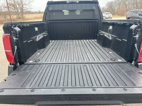 Used 2024 Toyota Tacoma TRD Off-Road image 50