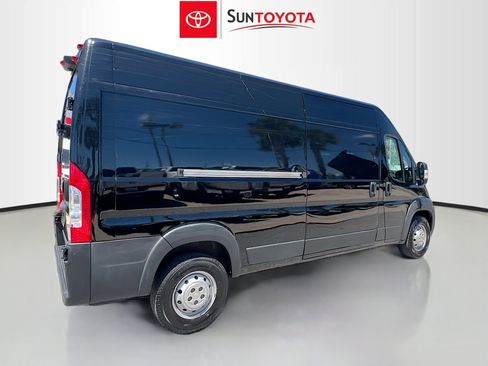 Used 2023 RAM ProMaster 2500 image 4