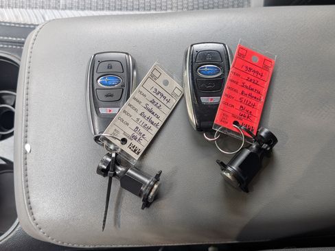 Used 2022 Subaru Outback Premium AWD/4WD image 35