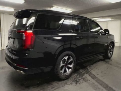 Certified 2025 GMC Yukon AT4 Ultimate w/ LPO, Floor Liner Package AWD/4WD image 8