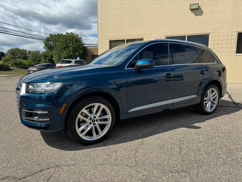 Used 2018 Audi Q7 3.0T Prestige w/ Prestige Package AWD/4WD image 4