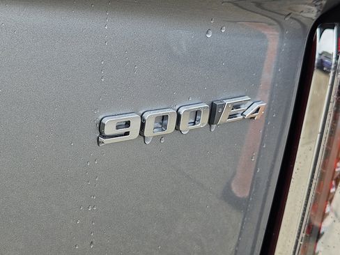 New 2026 Cadillac Vistiq Sport image 11